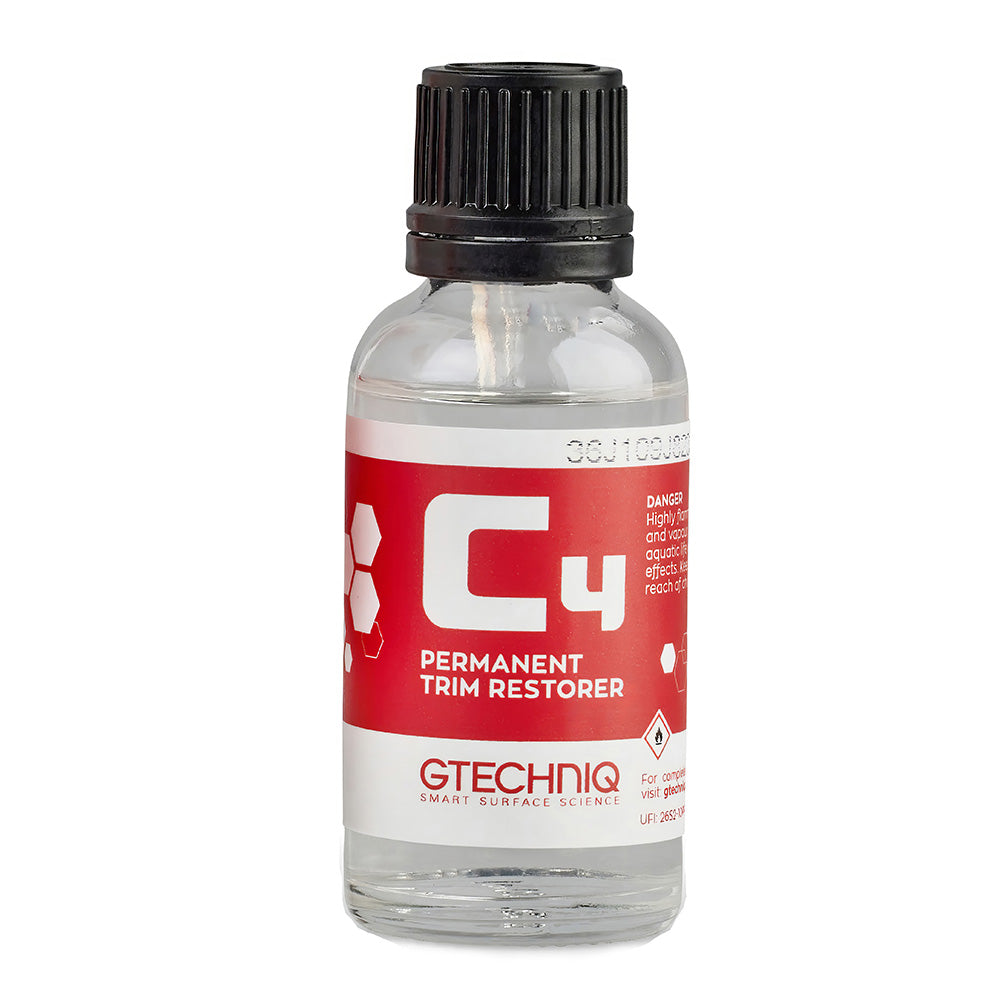 Gtechniq Auto C4 Permanent Trim Restorer - 15ml