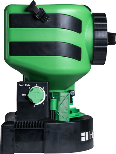 Hooyman Manual Spreader W/ Harness 35lb Capacity